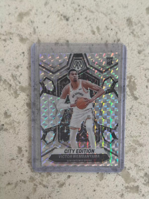 23-24 Mosaic Victor Wembanyama RC City Edition Silver Prizm front